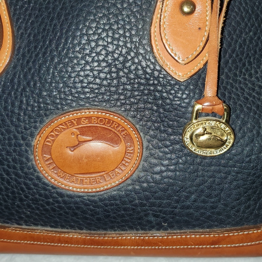 Dooney & Bourke Vintage All Weather Leather Satchel Handbag - Picture 3 of 12